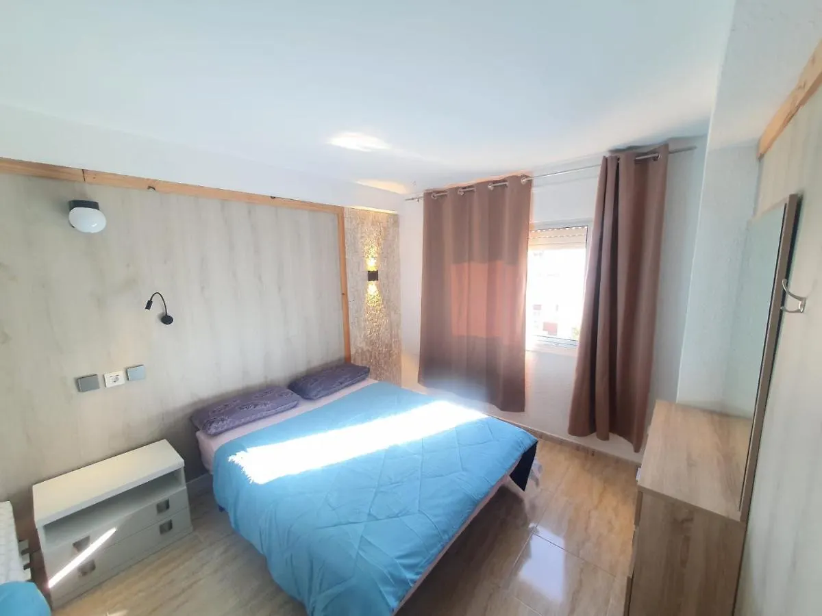 Apartamento SALOU Carrer de Nord ,apartamento para 4 personas España